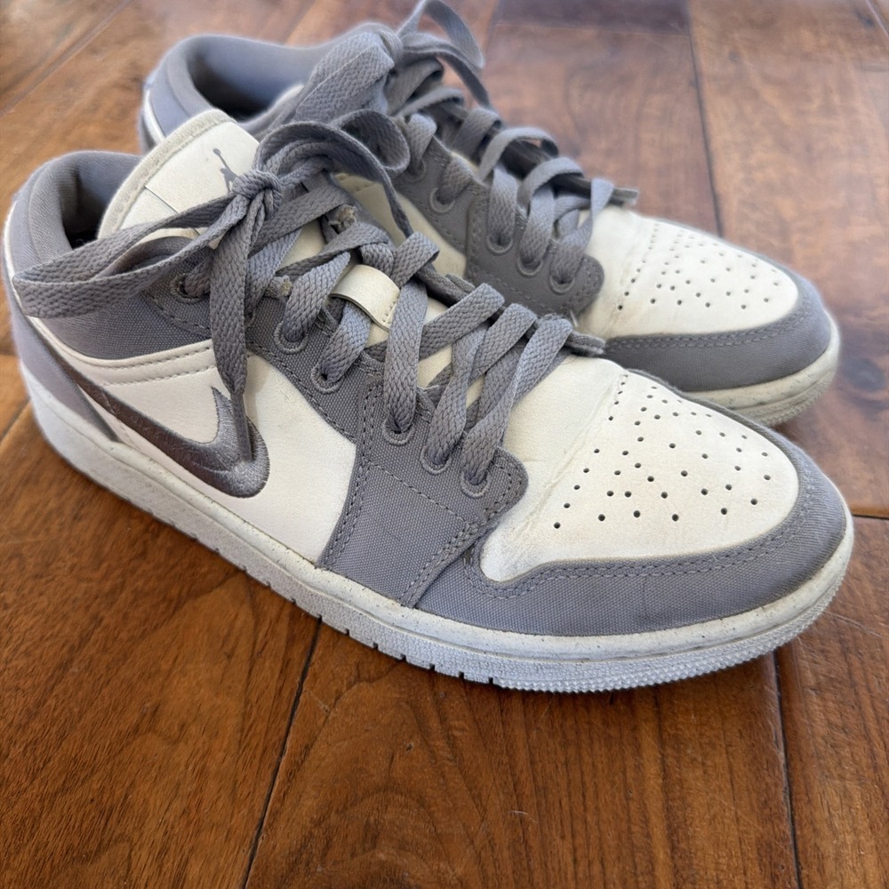 Nike Jordan 1 Low SE Light Steel Grey White DV0426-012 Sz 8 W/ 6.5M Peter Moore